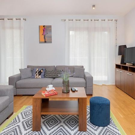 Villa 4 Pory Roku By Noclegi Renters Jastrzębia Góra Buitenkant foto