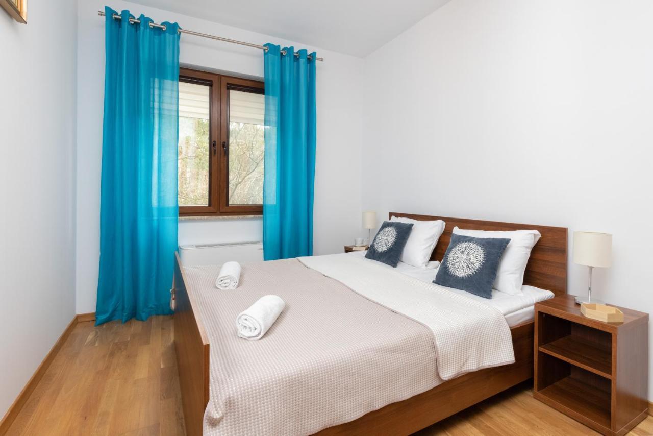 Villa 4 Pory Roku By Noclegi Renters Jastrzębia Góra Buitenkant foto
