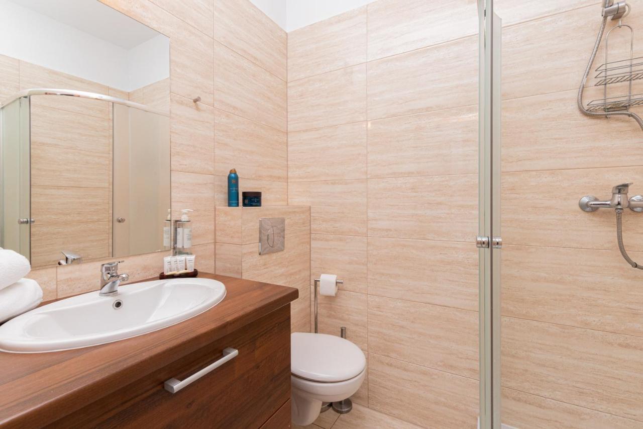 Villa 4 Pory Roku By Noclegi Renters Jastrzębia Góra Buitenkant foto