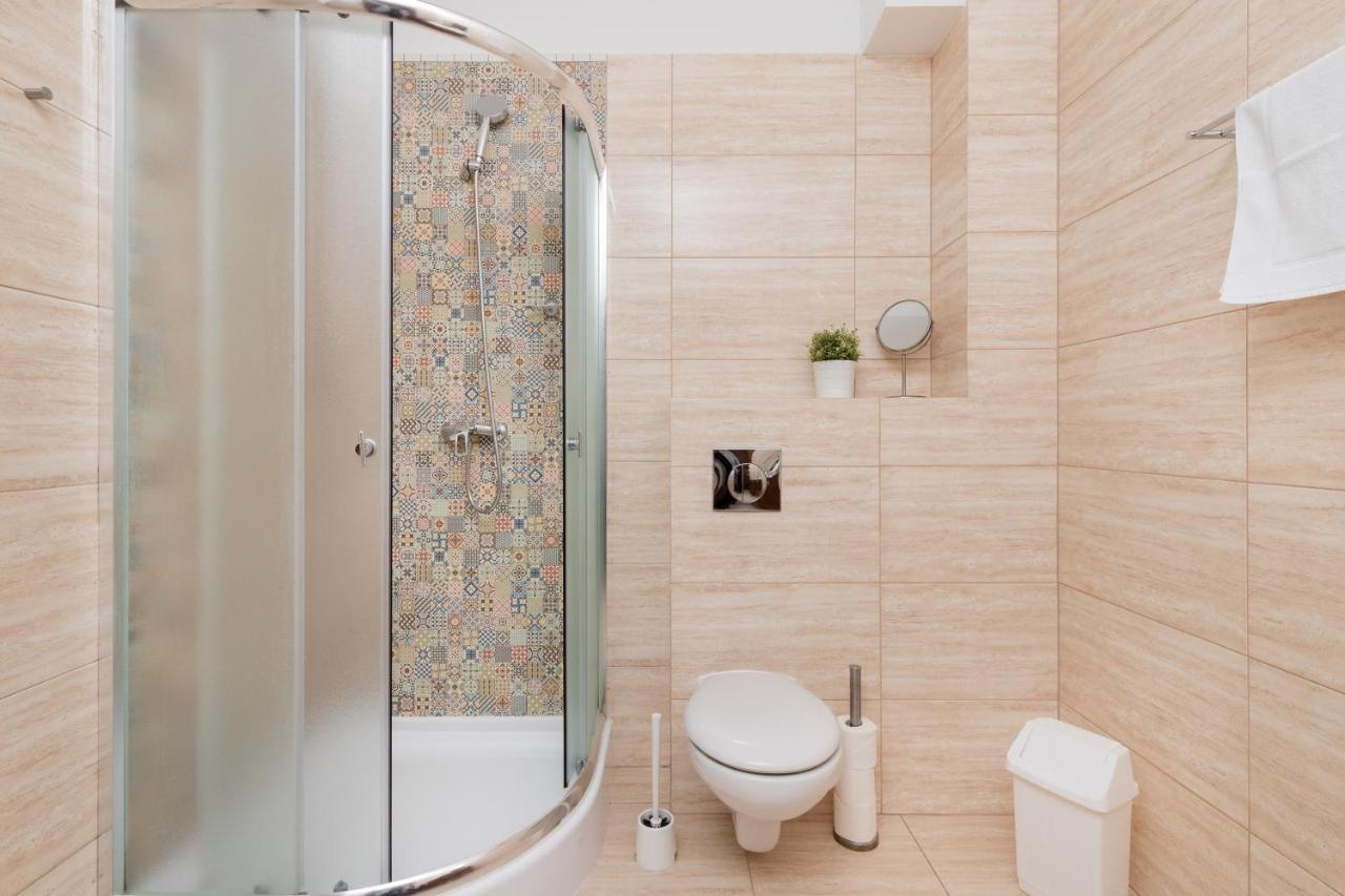 Villa 4 Pory Roku By Noclegi Renters Jastrzębia Góra Buitenkant foto