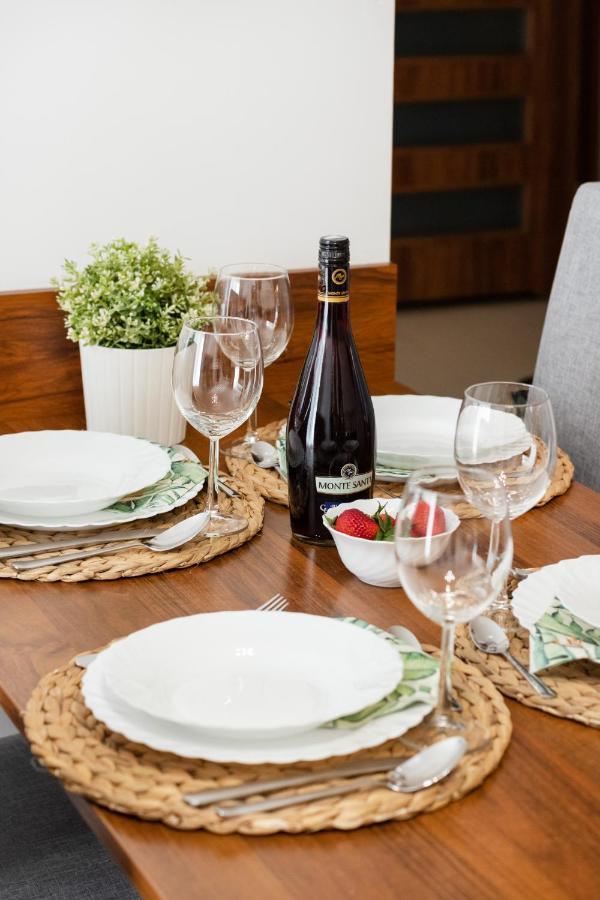 Villa 4 Pory Roku By Noclegi Renters Jastrzębia Góra Buitenkant foto