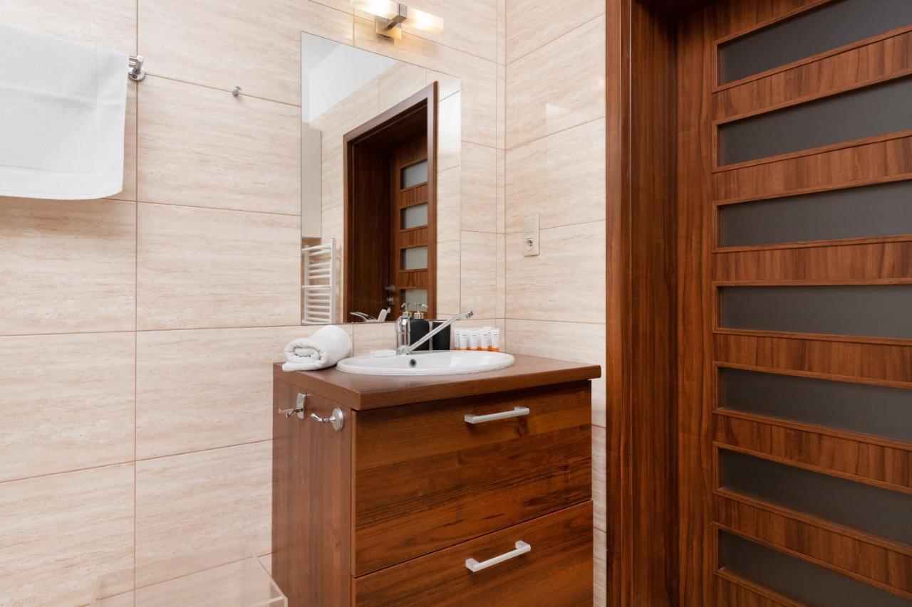 Villa 4 Pory Roku By Noclegi Renters Jastrzębia Góra Buitenkant foto