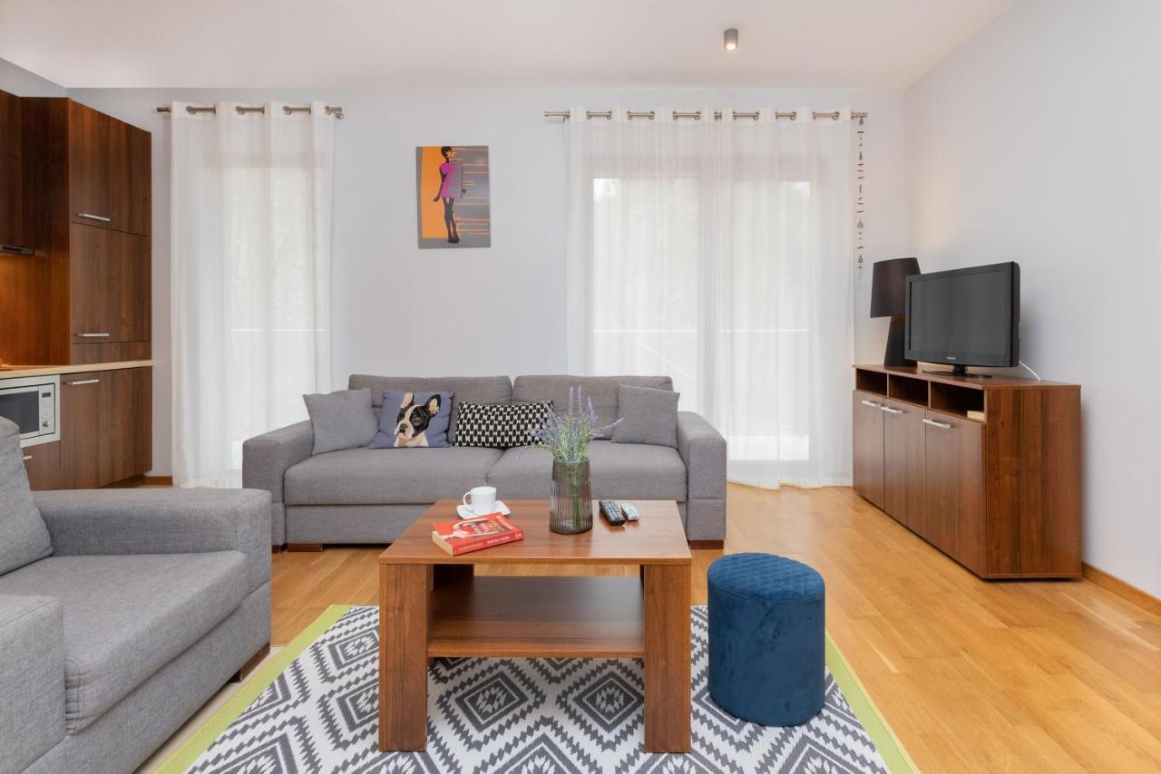 Villa 4 Pory Roku By Noclegi Renters Jastrzębia Góra Buitenkant foto