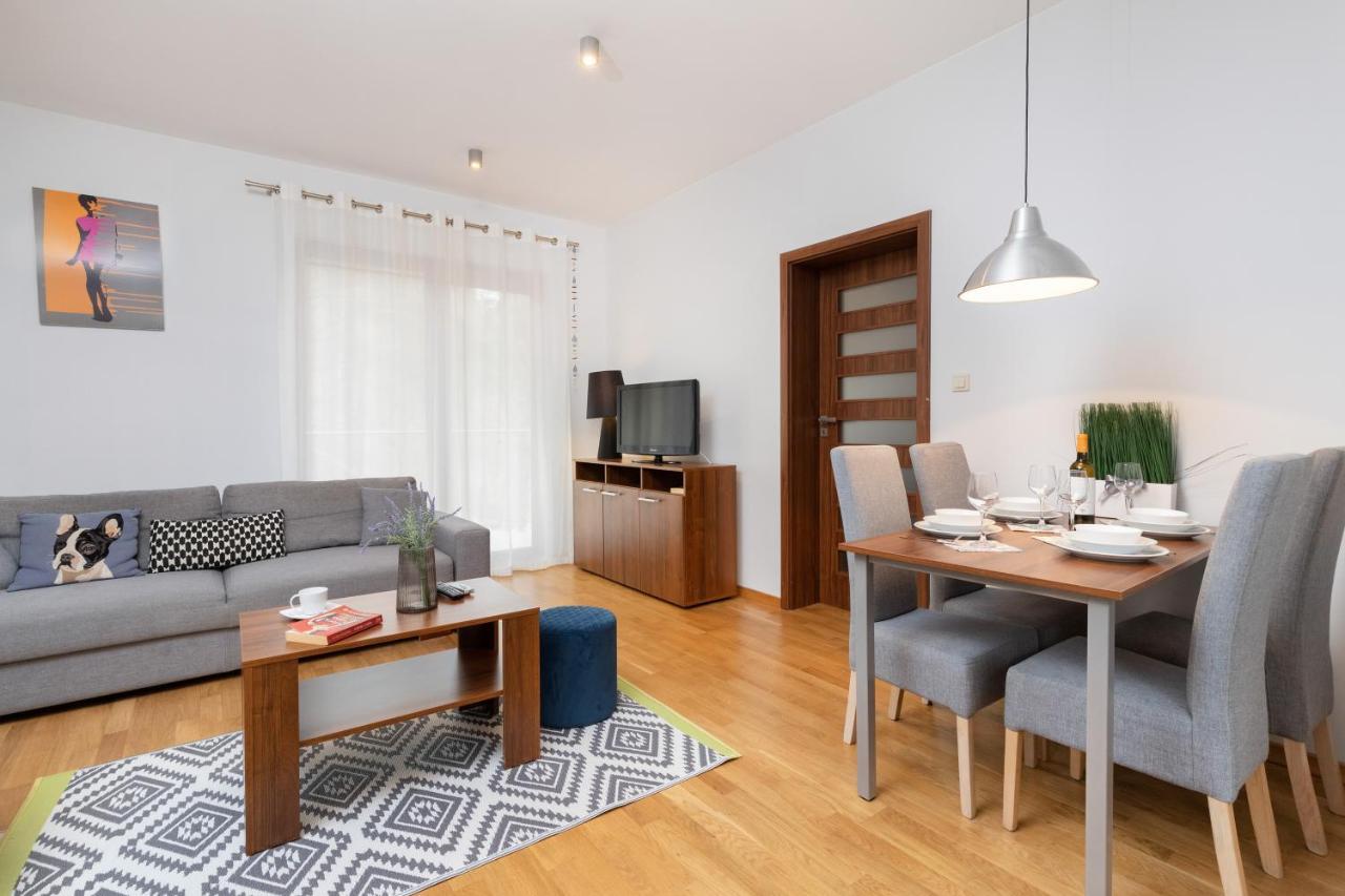 Villa 4 Pory Roku By Noclegi Renters Jastrzębia Góra Buitenkant foto